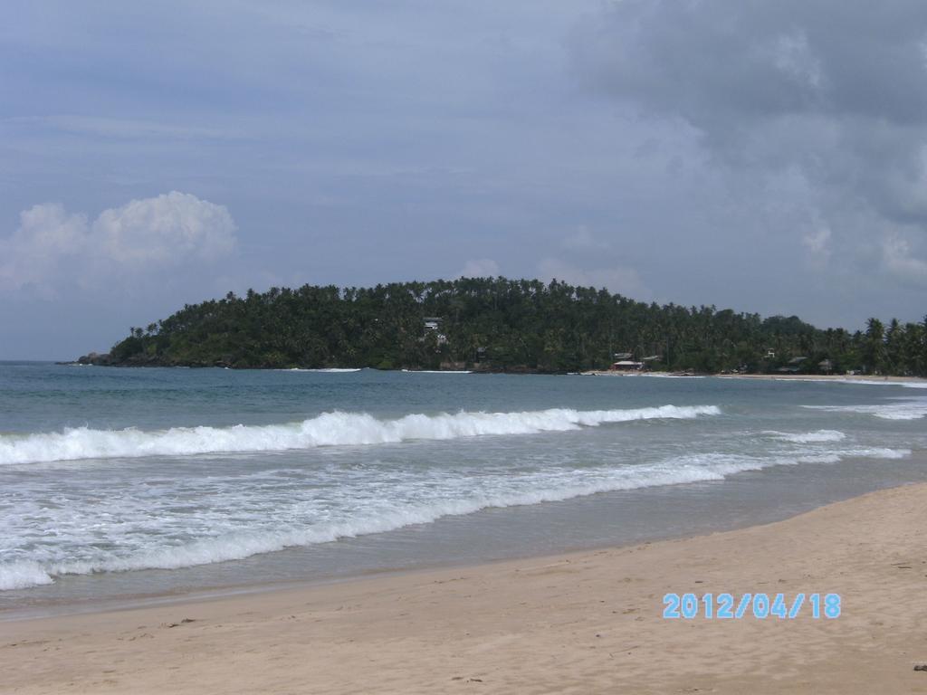 Sun Ocean Inn Mirissa Exterior foto