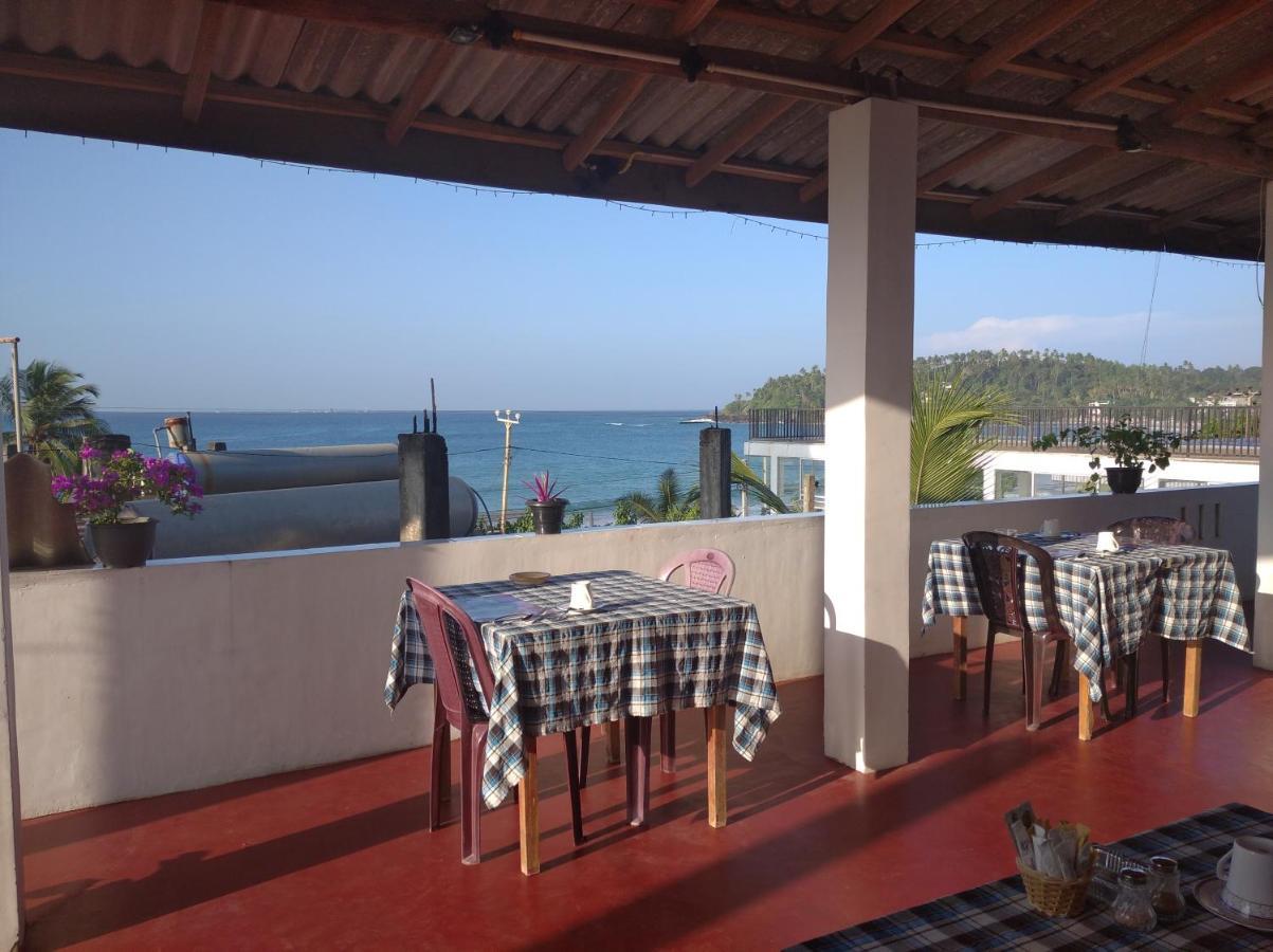 Sun Ocean Inn Mirissa Exterior foto
